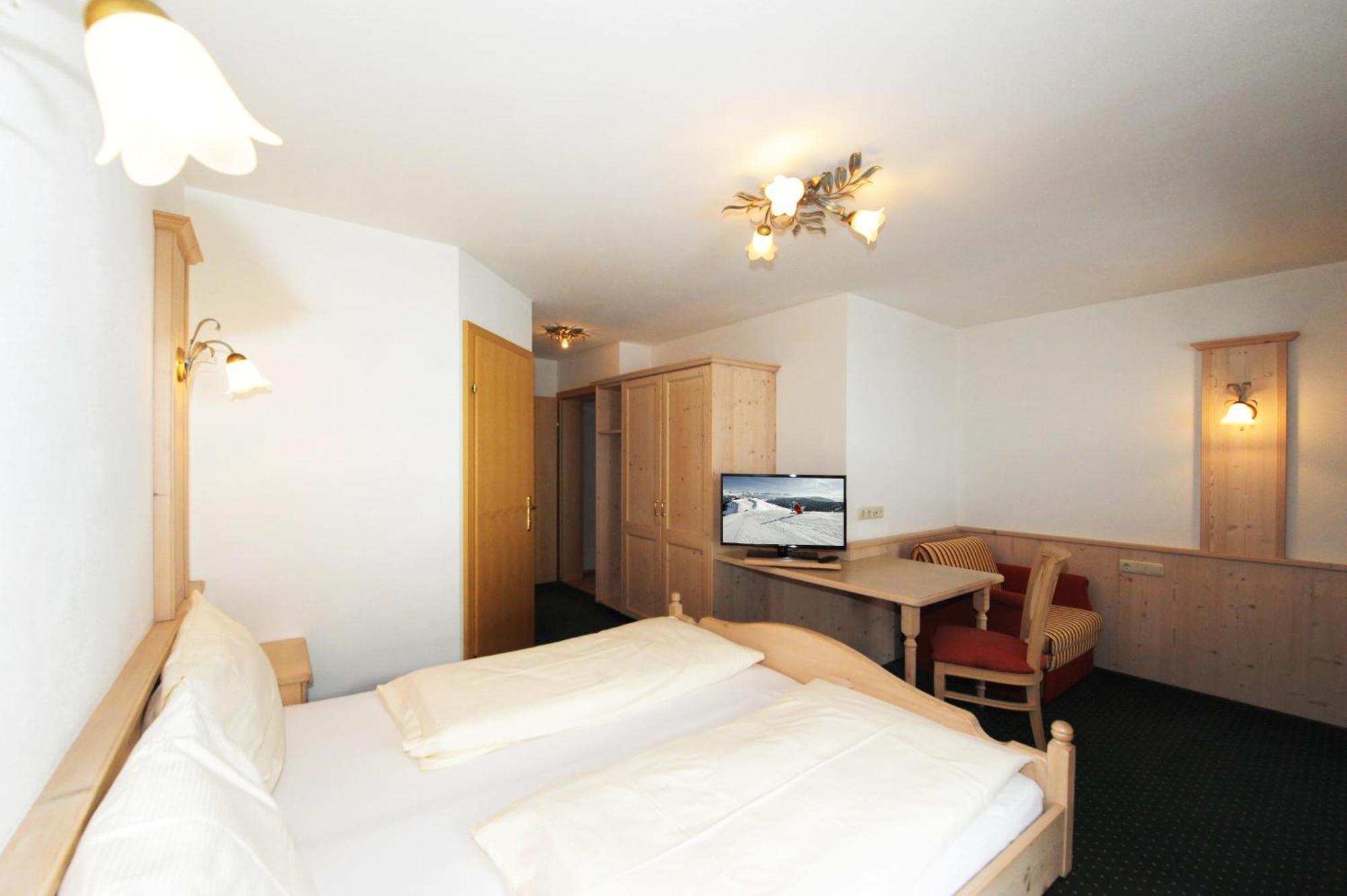Riederhof Hotel ลีโอกัง ภายนอก รูปภาพ